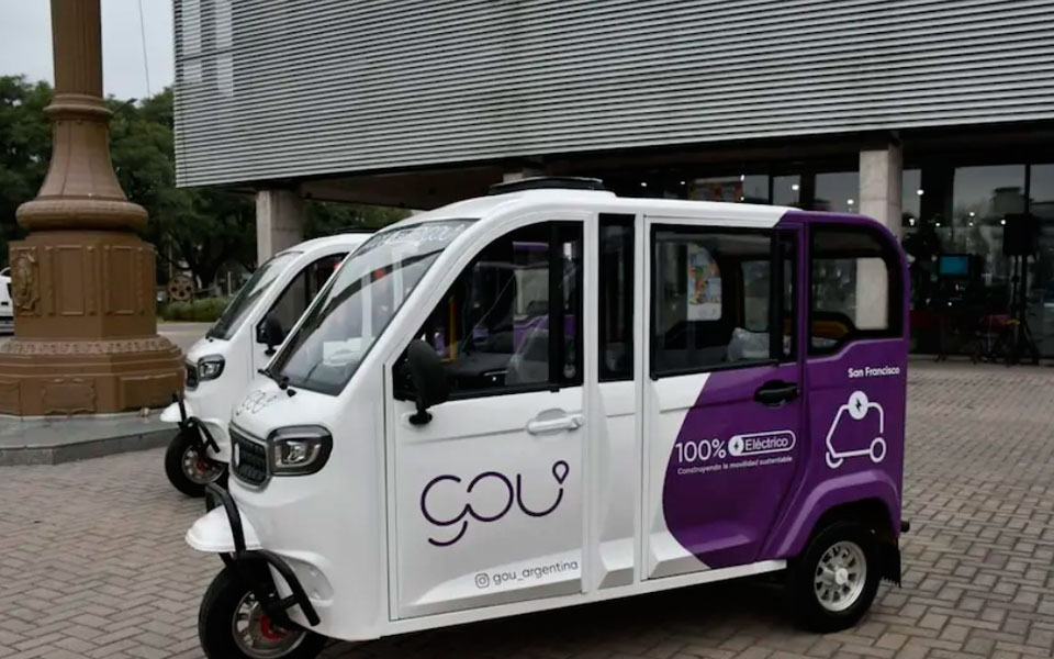 Inédito en Córdoba. Sorpresa en San Francisco: suma triciclos eléctricos para el transporte urbano de pasajeros